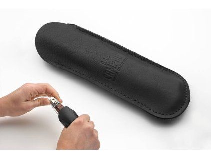 a g a campolin leather pouch black m