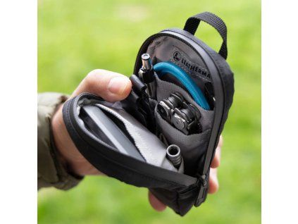 pouch black 3