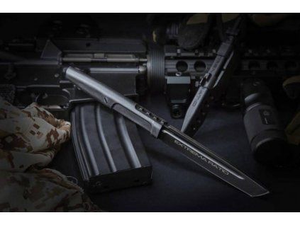 Extrema Ratio Mamba Black